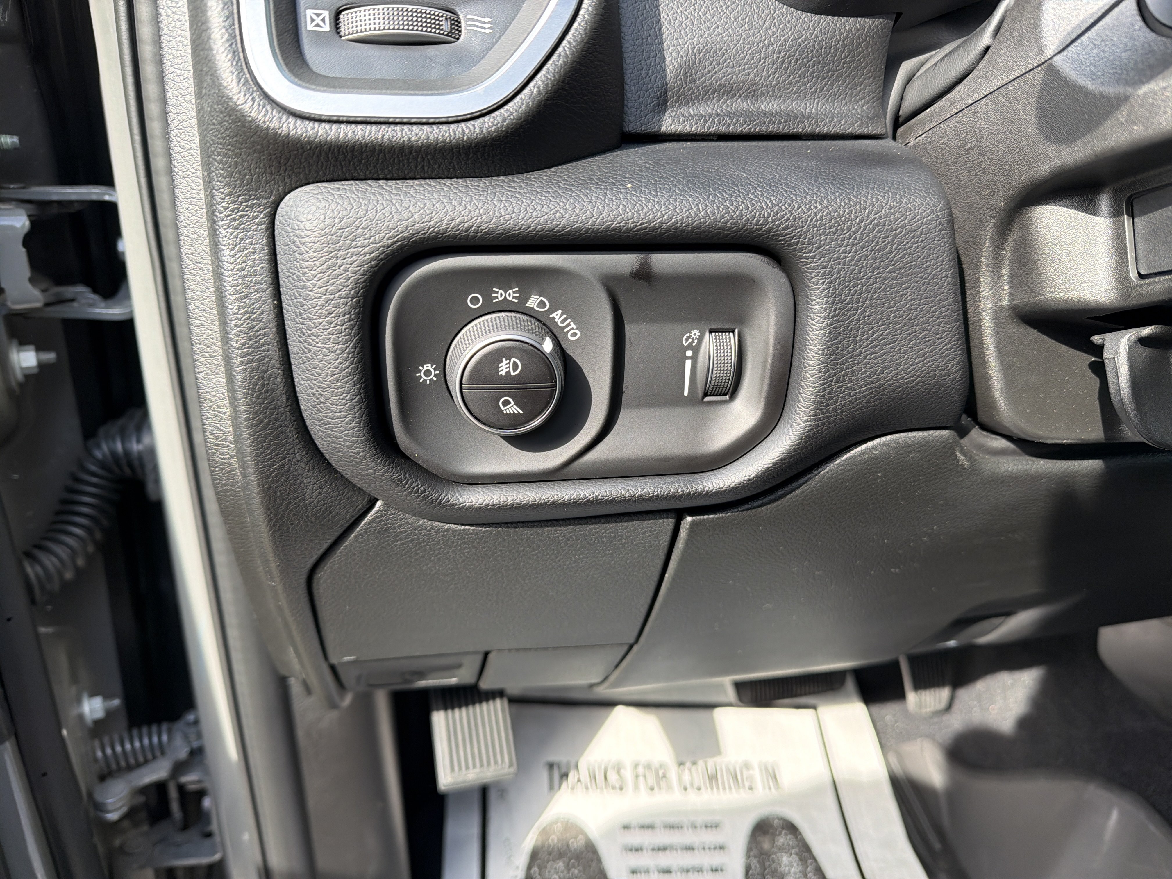 New 2026 RAM 2500 Big Horn AWD/4WD image 17