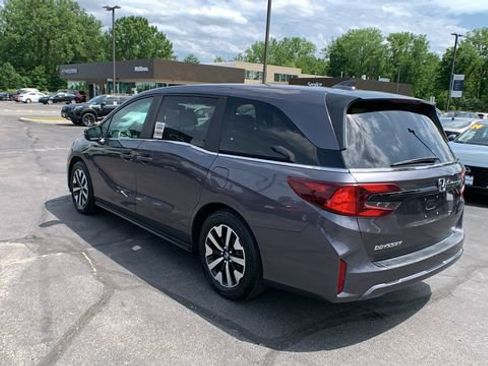 Used 2025 Honda Odyssey EX-L image 3