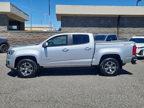 Used 2017 Chevrolet Colorado Z71 AWD/4WD image 4