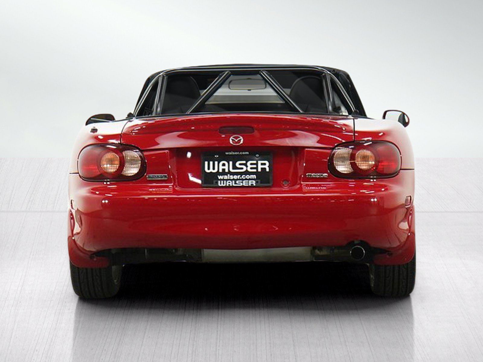 Used 2005 MAZDA MX-5 Miata LS w/ Sports Look Appearance Pkg RWD image 5