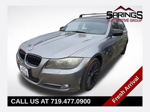 Used 2010 BMW 335i xDrive Sedan AWD/4WD image 1