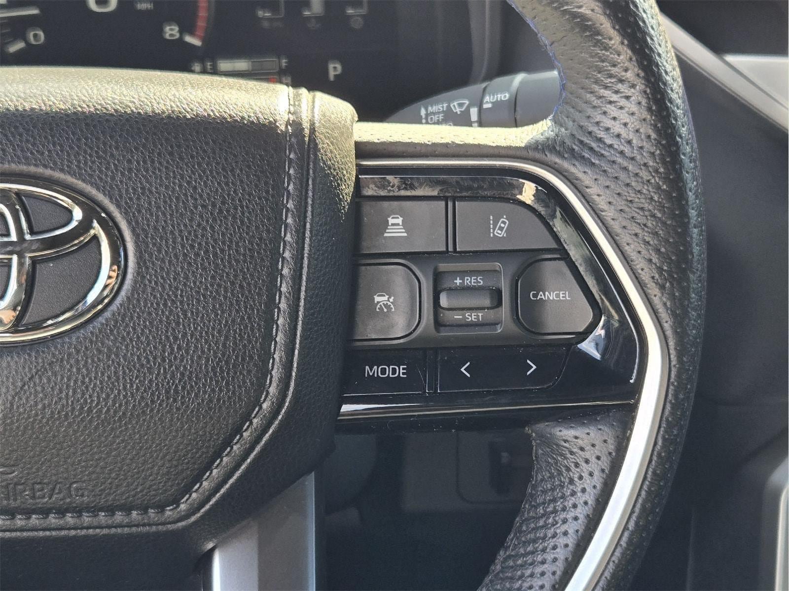 Used 2023 Toyota Tundra Platinum AWD/4WD image 27