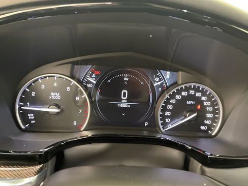 Used 2019 Cadillac XT5 Platinum image 25