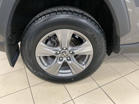 Used 2023 Toyota RAV4 XLE image 8