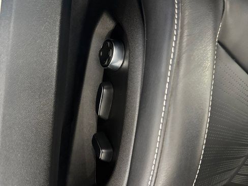 Used 2021 Chevrolet Corvette Stingray Preferred Cpe w/ Z51 Performance Package image 20