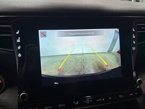 Used 2023 Jeep Wagoneer L Series II image 20