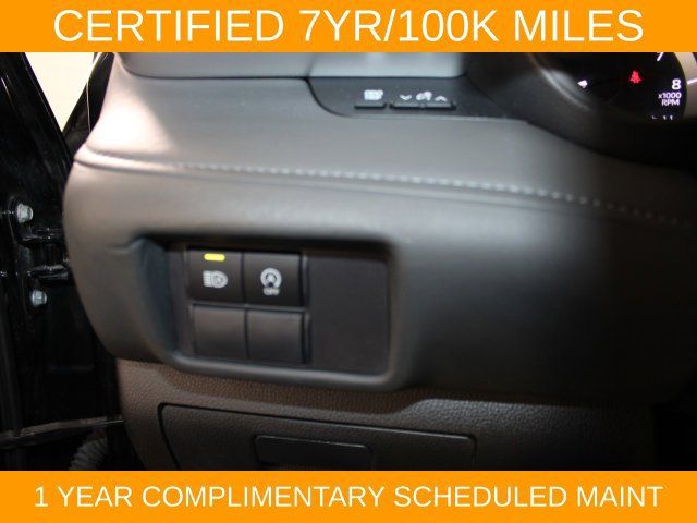 Used 2023 Toyota Highlander L AWD/4WD image 19