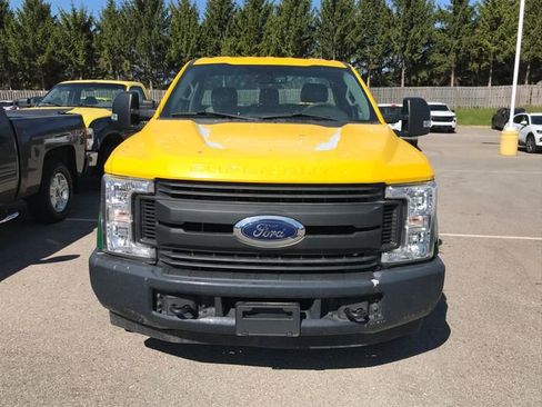 Used 2018 Ford F250 XL w/ Power Equipment Group RWD image 9