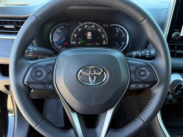 Used 2023 Toyota RAV4 SE AWD/4WD image 15