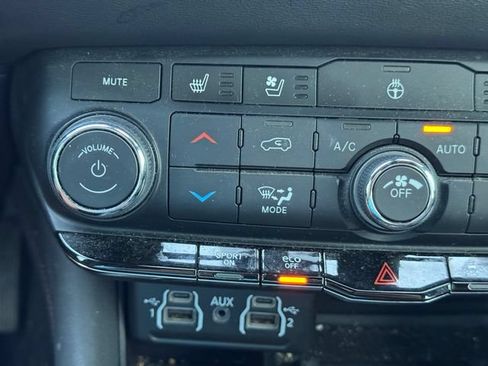 Certified 2021 Dodge Durango R/T w/ Premium Interior Group AWD/4WD image 38