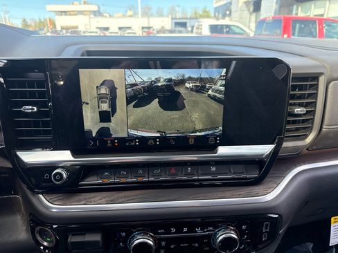 New 2026 GMC Sierra 1500 SLT AWD/4WD image 19
