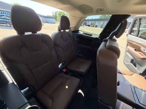 Used 2019 Volvo XC90 T6 Momentum w/ Advanced Package AWD/4WD image 23