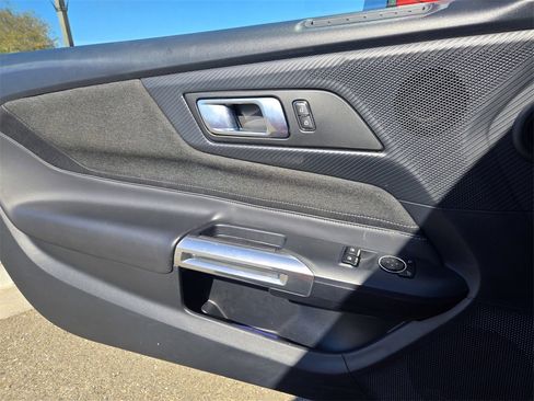 Used 2024 Ford Mustang Coupe image 19