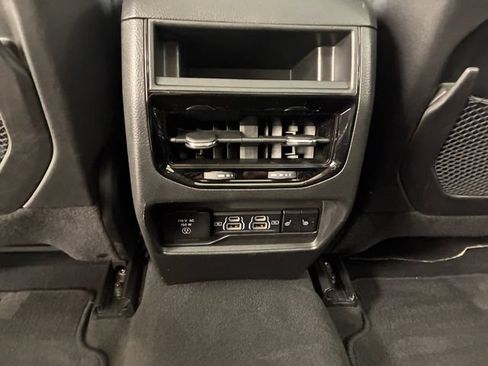 Used 2024 Jeep Grand Cherokee Limited 4xe AWD/4WD image 19