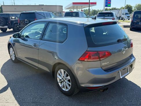 Used 2015 Volkswagen Golf S image 7