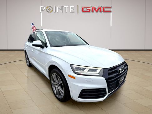 Used 2019 Audi Q5 2.0T Premium Plus w/ Premium Plus Package image 1
