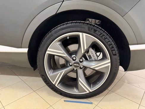 Used 2025 Genesis GV80 3.5T Prestige image 29