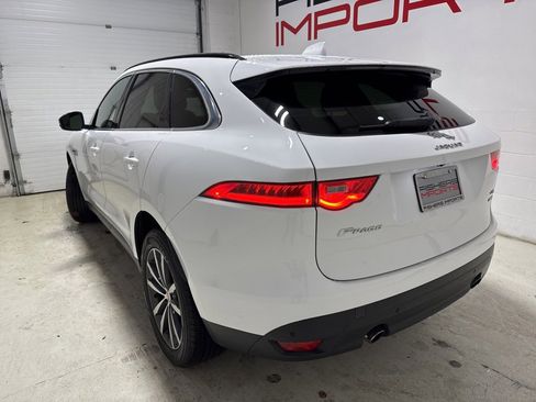 Used 2018 Jaguar F-PACE Prestige image 5