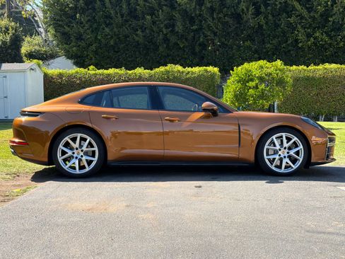 Certified 2026 Porsche Panamera GTS AWD/4WD image 9