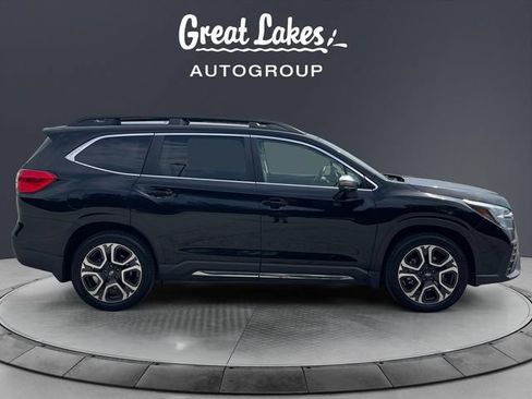Used 2023 Subaru Ascent Limited w/ Technology Package AWD/4WD image 6