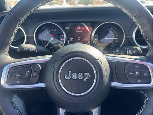 Used 2023 Jeep Wrangler Sahara w/ Cold Weather Group image 16