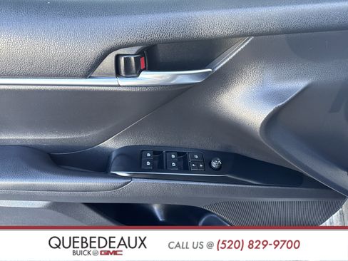 Used 2020 Toyota Camry LE w/ Carpet Mat Package image 14