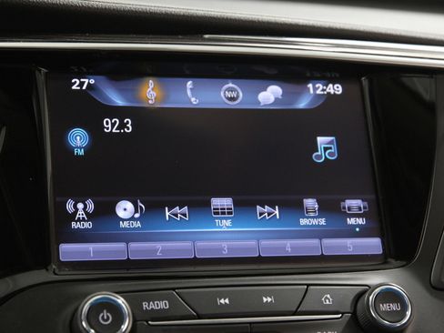 Used 2017 Buick Envision Essence image 10