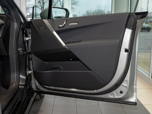 Used 2026 BMW iX xDrive60 w/ M Sport Package image 20