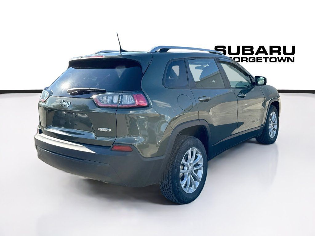 Used 2020 Jeep Cherokee Latitude FWD image 7