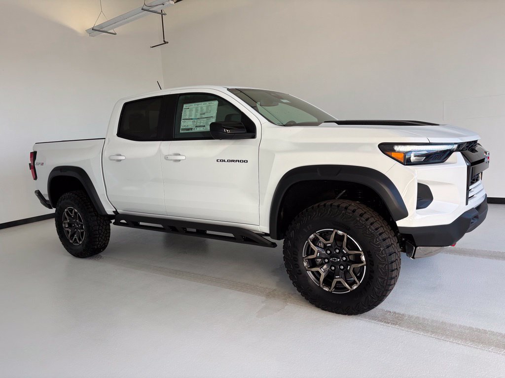New 2026 Chevrolet Colorado ZR2 w/ Technology Package AWD/4WD image 1