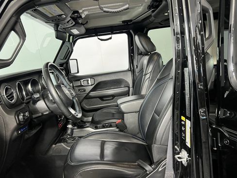 Certified 2022 Jeep Wrangler Unlimited Rubicon 4xe w/ Steel Bumper Group image 21