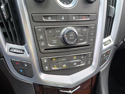 Used 2012 Cadillac SRX Luxury FWD image 22
