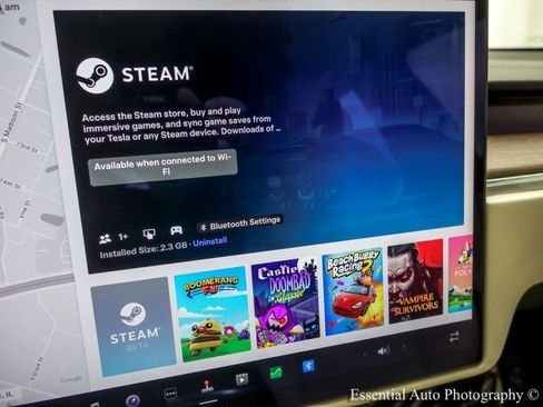 Used 2022 Tesla Model S image 24