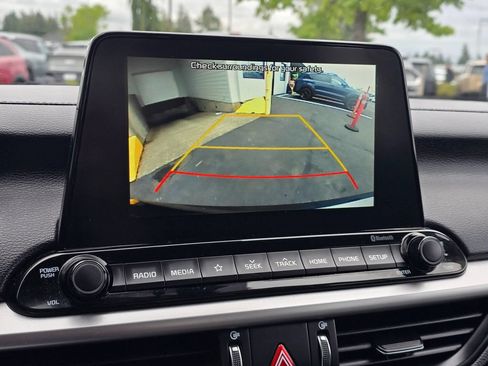 Used 2019 Kia Forte LXS FWD image 21