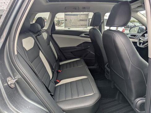 New 2026 Volkswagen Taos SEL AWD/4WD image 32