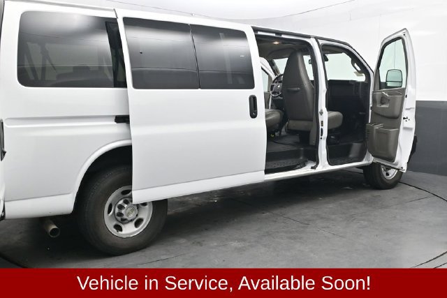 Used 2024 Chevrolet Express 3500 LS RWD image 46