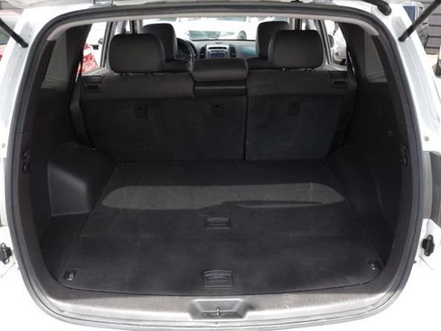 Used 2010 Hyundai Santa Fe SE FWD image 25