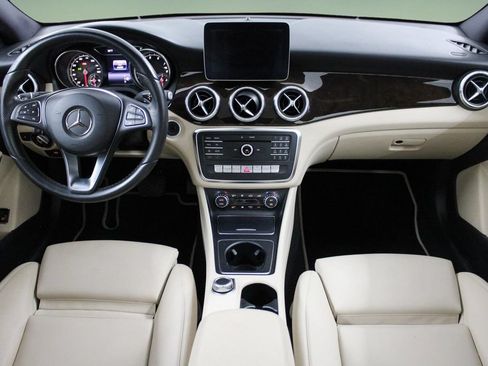 Used 2018 Mercedes-Benz CLA 250 image 19