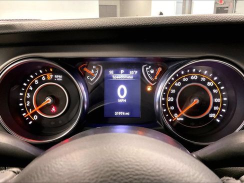 Used 2022 Jeep Wrangler Unlimited Sport AWD/4WD image 14