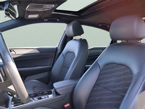 Used 2019 Hyundai Sonata Sport w/ Tech Package 03 FWD image 13