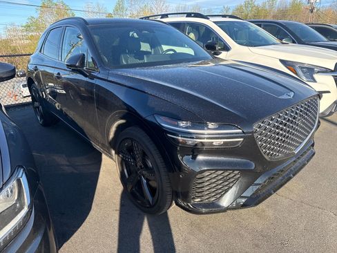 Used 2025 Genesis GV70 3.5T Sport w/ Sport Prestige Package image 5