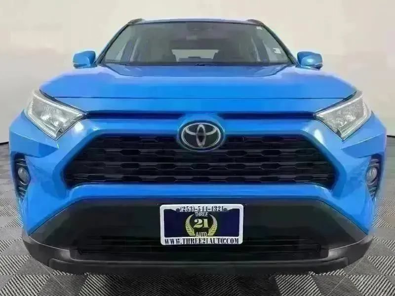 Used 2019 Toyota RAV4 XLE AWD/4WD image 43