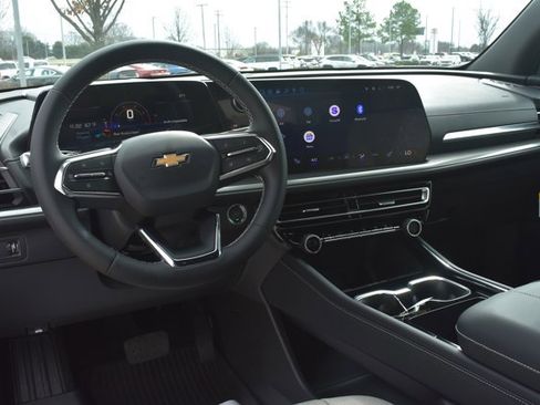 New 2026 Chevrolet Traverse LT w/ LPO, Floor Liner Package image 19