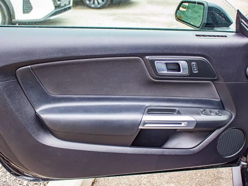 Used 2019 Ford Mustang GT image 12