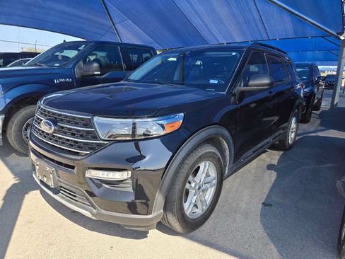 Used 2021 Ford Explorer XLT w/ Equipment Group 202A RWD image 1