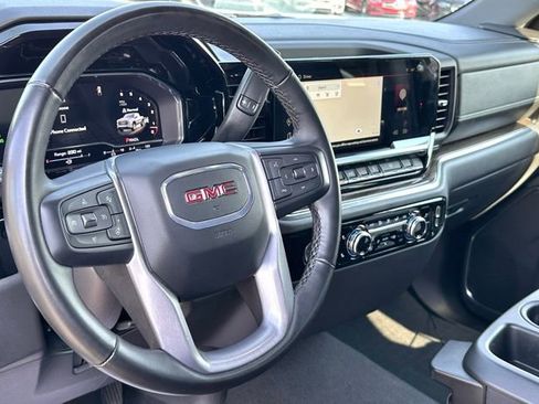 Used 2024 GMC Sierra 1500 Elevation image 18