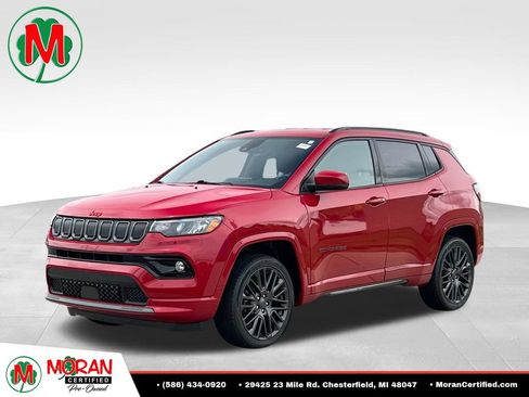 Used 2022 Jeep Compass Limited AWD/4WD image 1
