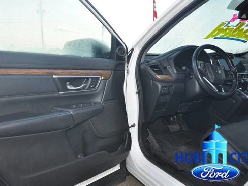 Used 2017 Honda CR-V Touring image 11