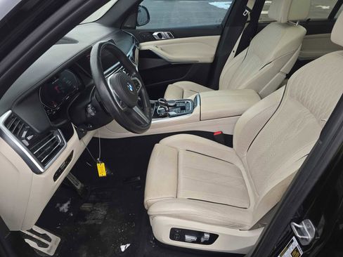 Used 2020 BMW X5 M50i w/ Executive Package image 7