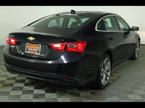 Used 2025 Chevrolet Malibu LT FWD image 16